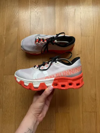 Tweedehands Hyper Cloudmonster Running Shoes