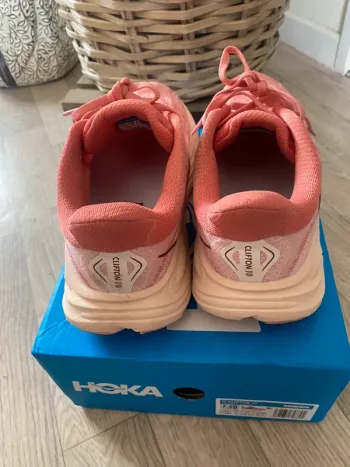 Używany Hoka Shoes bike — zdjęcie 2 z 5