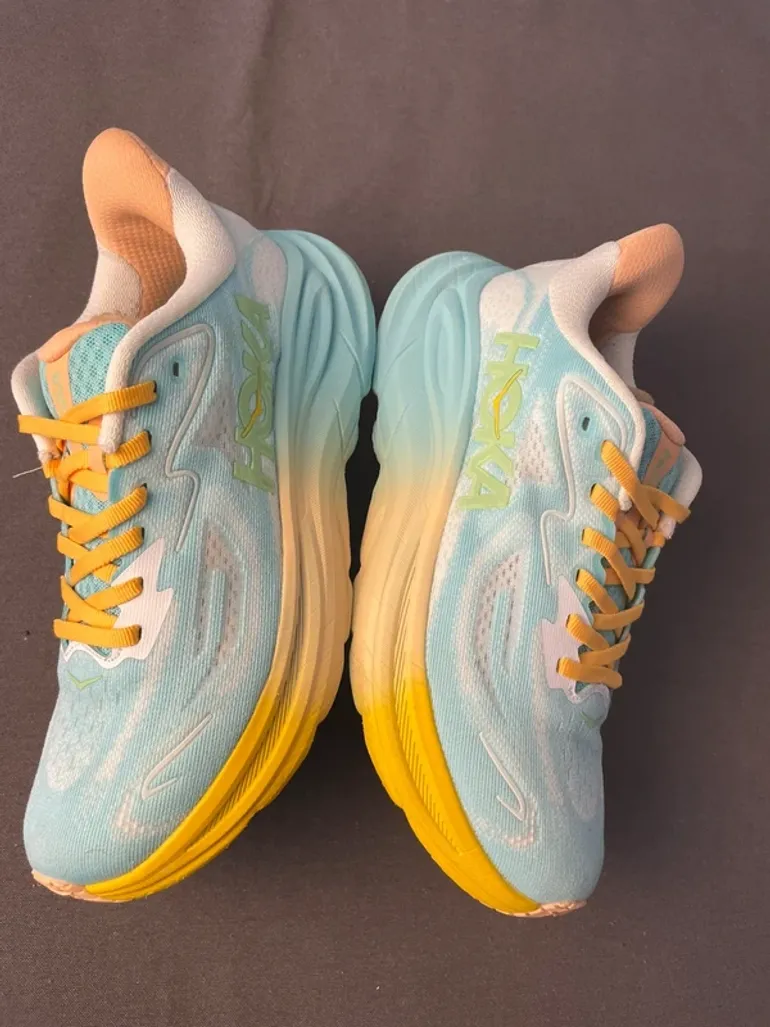 Hoka Clifton 10 bike d'occasion — image 4 sur 5