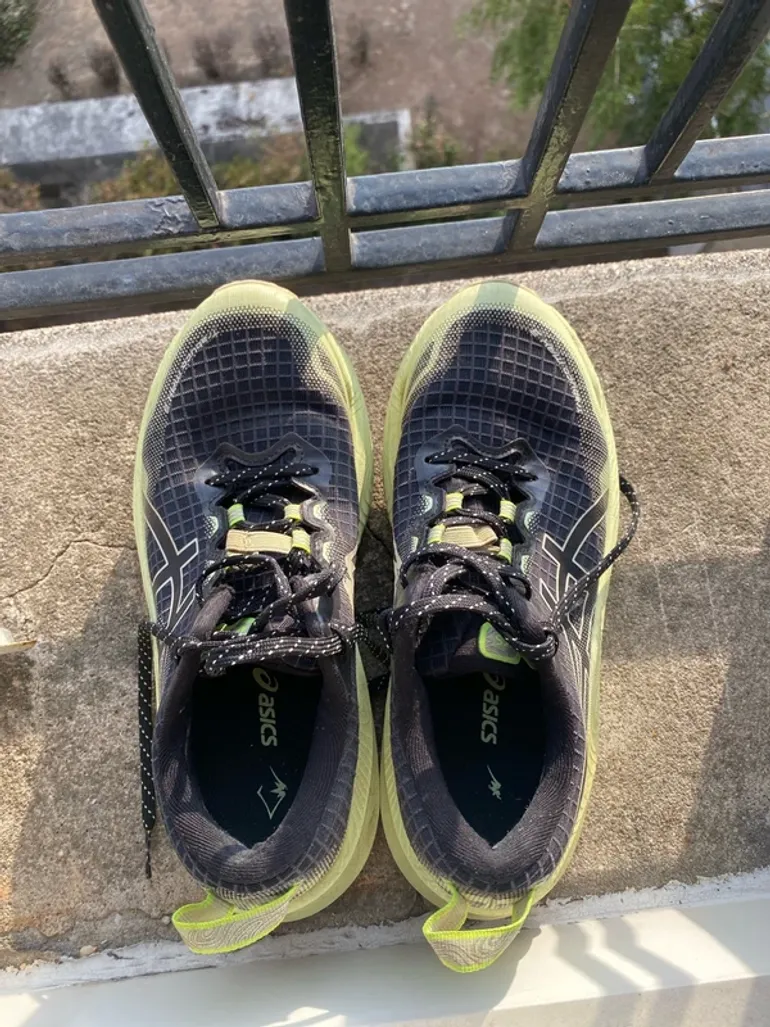 Used Asics Trabuco Max 3 bike — image 2 of 5