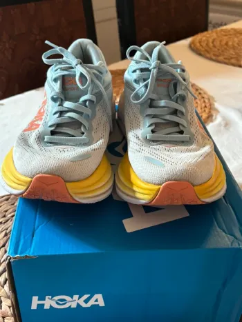 Used Hoka Bondi 8 bike — image 3 of 7