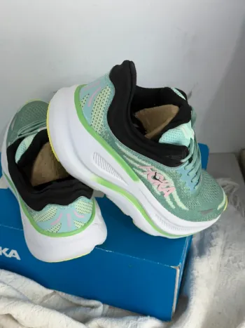 Used Hoka Shoes size 39 bike — image 5 of 6