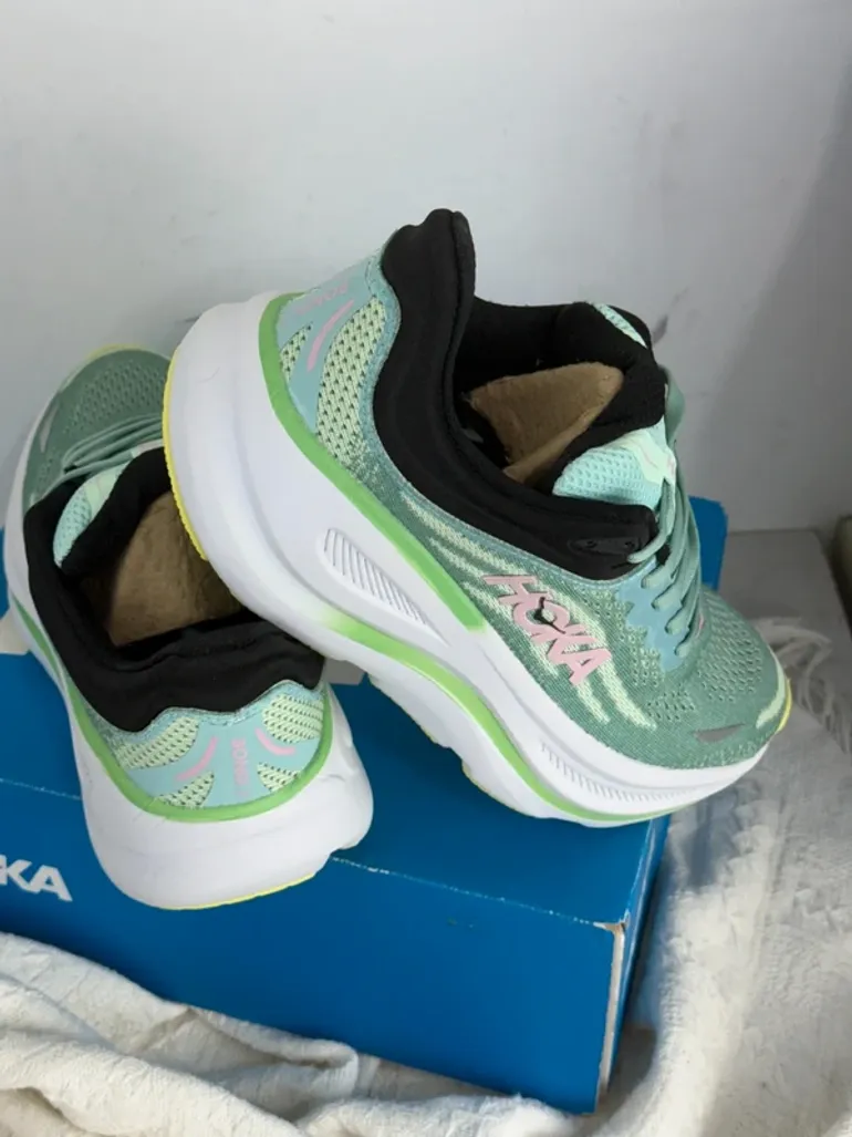 Used Hoka Shoes size 39 bike — image 5 of 6