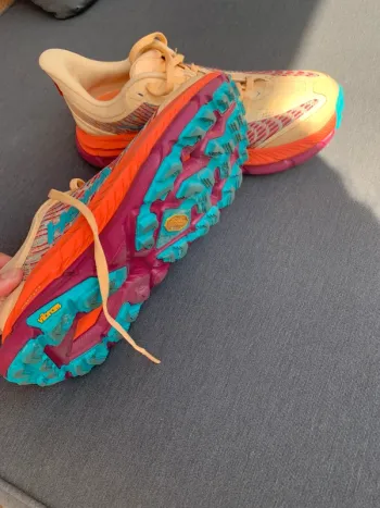 Used Hoka Mafate Speed 4 bike — image 3 of 7