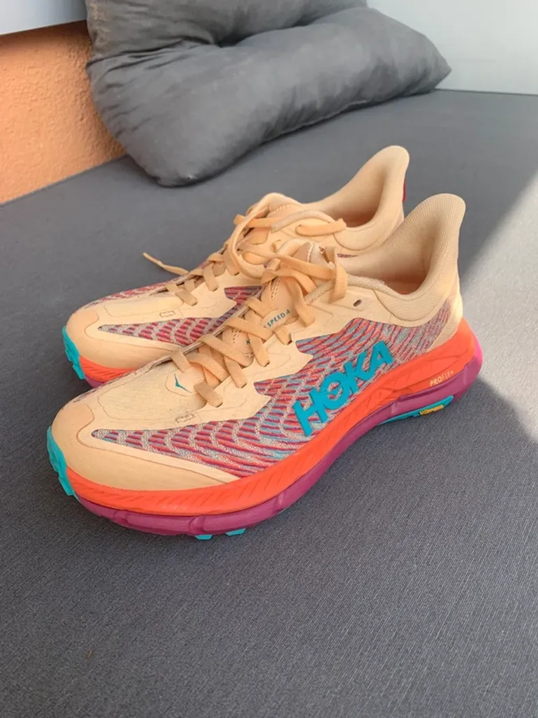 Used Hoka Mafate Speed 4 bike — image 4 of 7