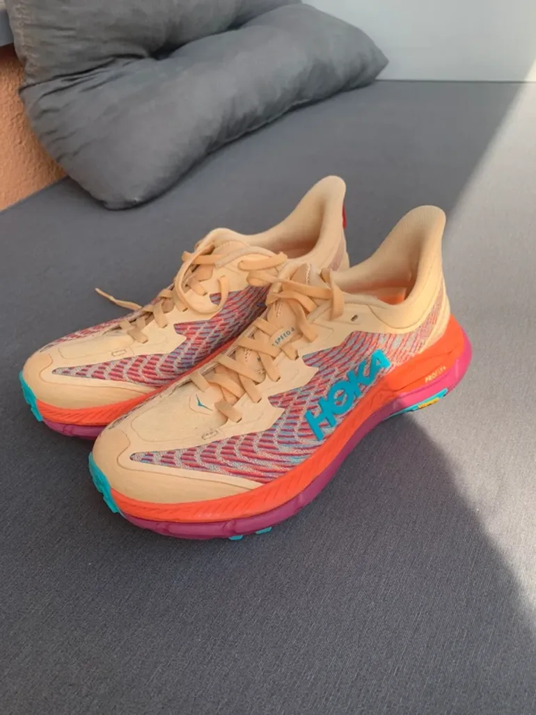 Used Hoka Mafate Speed 4 bike — image 5 of 7