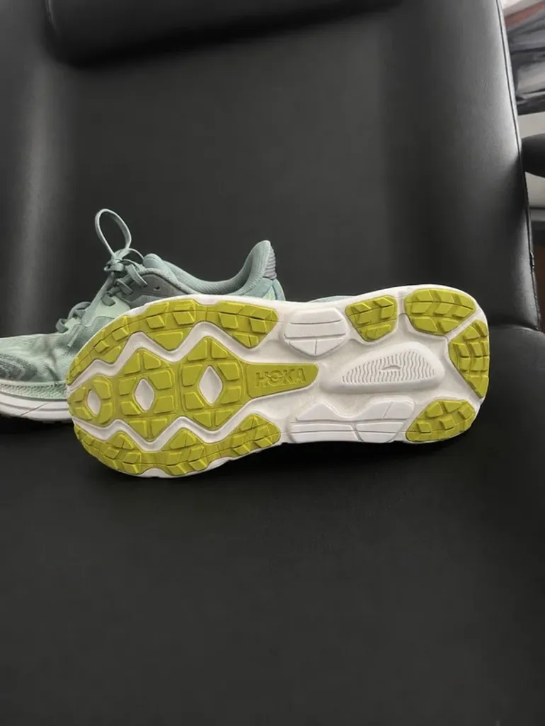 Used Hoka Laufschuhe bike — image 2 of 4