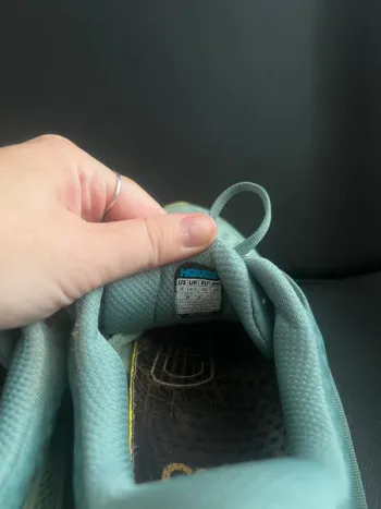 Used Hoka Laufschuhe bike — image 3 of 4