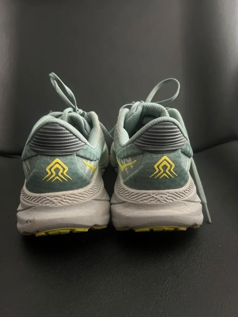 Used Hoka Laufschuhe bike — image 4 of 4