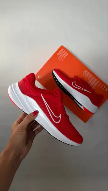 Tweedehands Nike Quest 5 Running Shoes