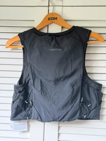 Used Lululemon Laufweste bike — image 3 of 4