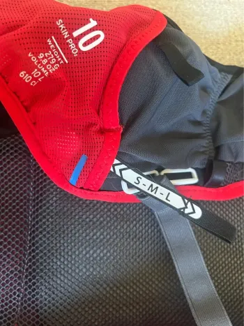 Used Salomon Gilet/Zaino tecnico 10 litri bike — image 11 of 14