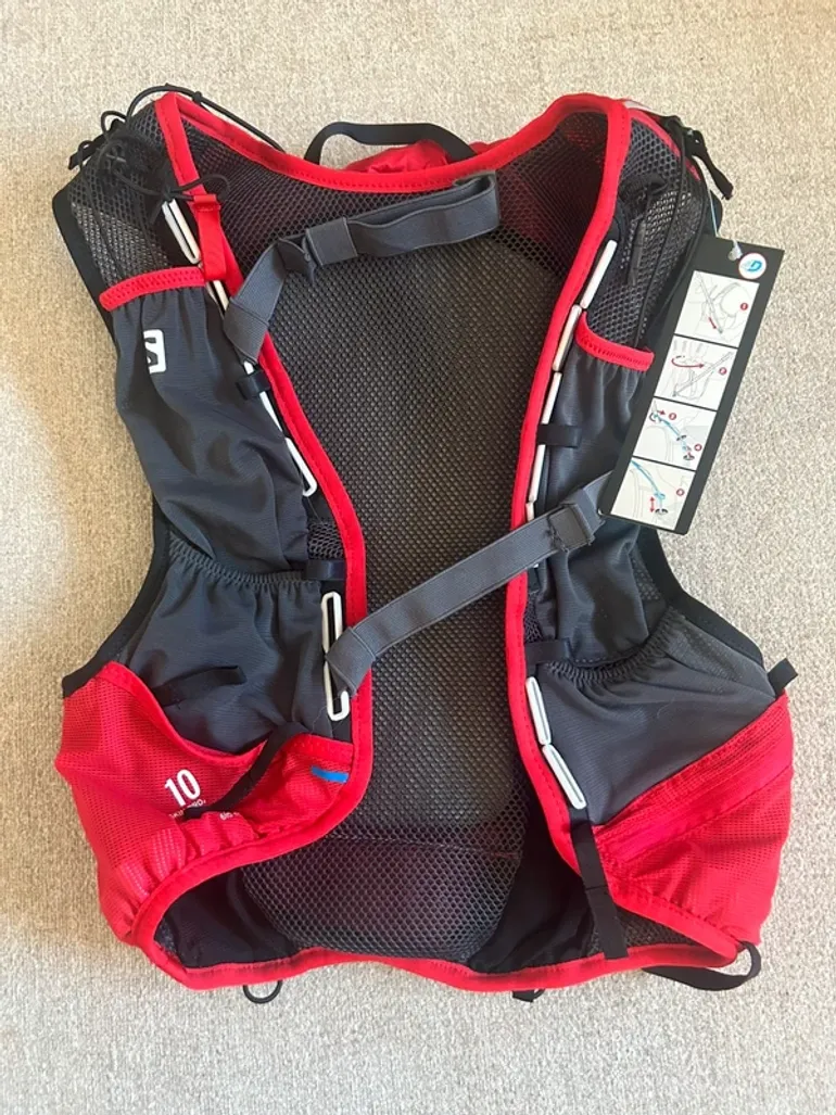 Used Salomon Gilet/Zaino tecnico 10 litri bike — image 9 of 14