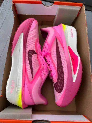Used Nike Zoom Fly 6 Running Shoes