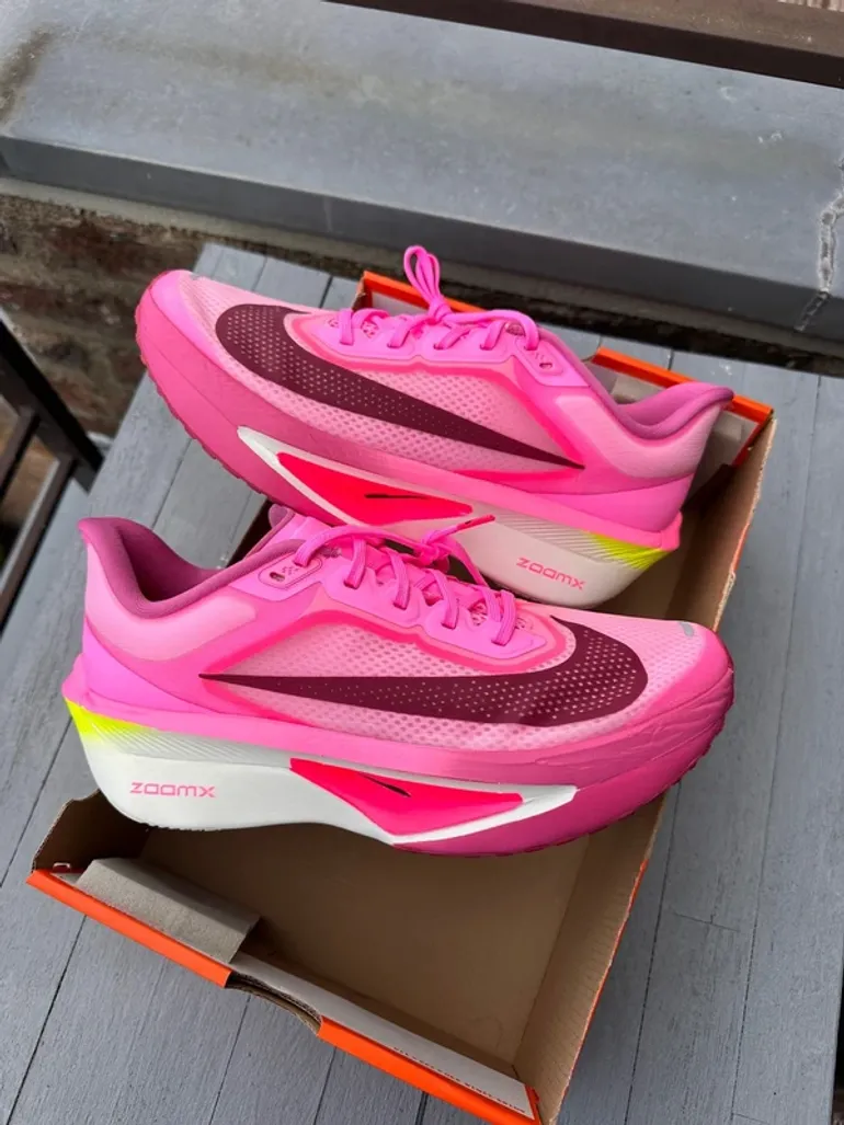 Used Nike Zoom Fly 6 bike — image 2 of 8