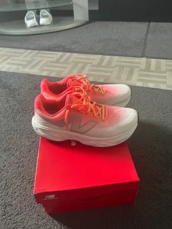 Gebrauchtes New Balance Fresh Foam 1080 v14 Running Shoes