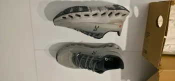 Použité On Running Cloudtilt Running Shoes
