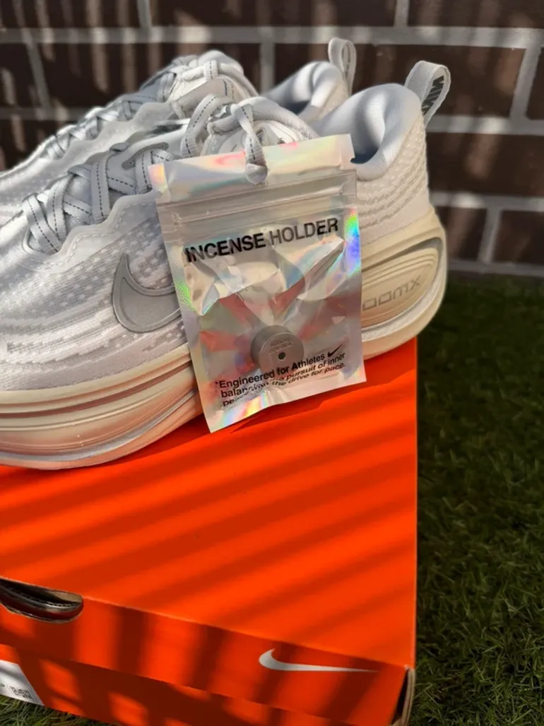 Tweedehands Nike Vomero Plus bike — afbeelding 2 van 8