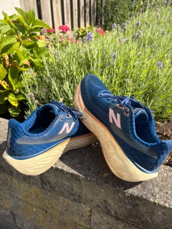 Używany New Balance Fresh Foam 1080 v14 bike — zdjęcie 3 z 5