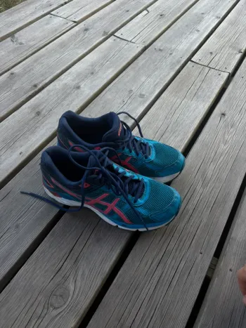 Tweedehands Asics Gel-Zone bike — afbeelding 3 van 5
