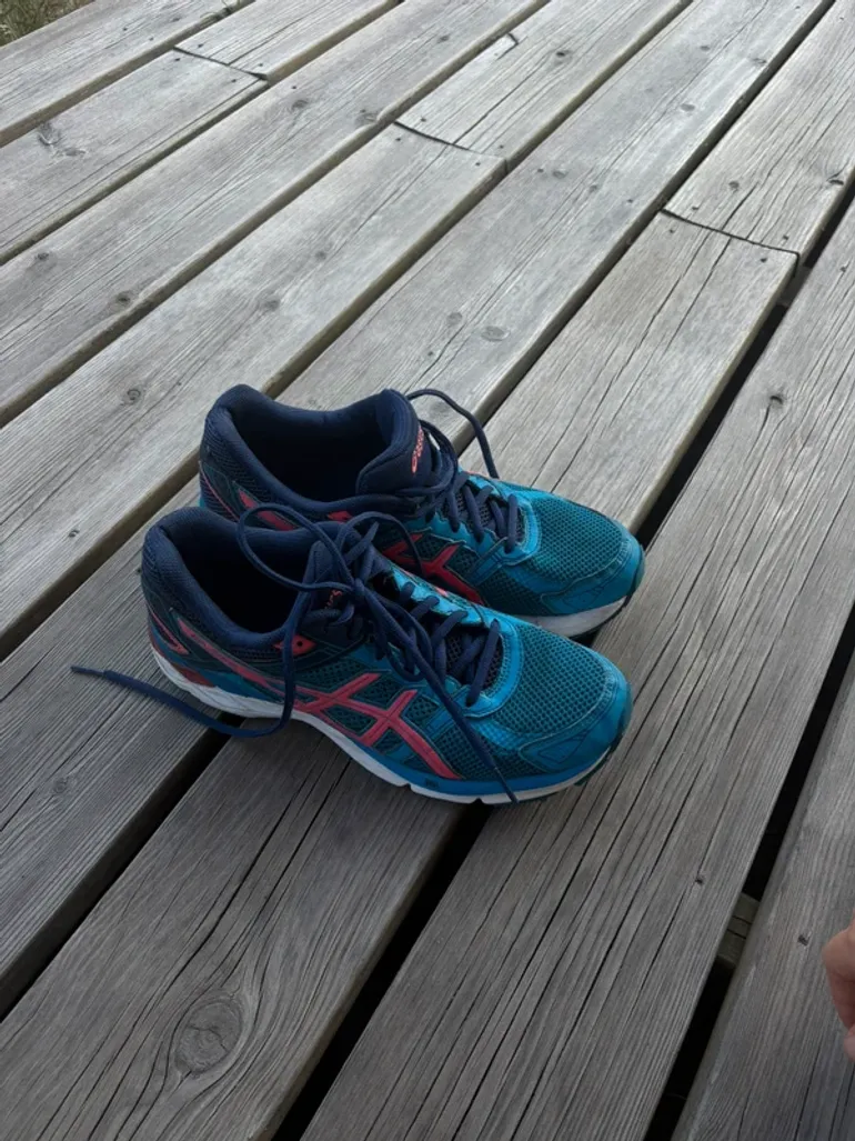 Tweedehands Asics Gel-Zone bike — afbeelding 3 van 5