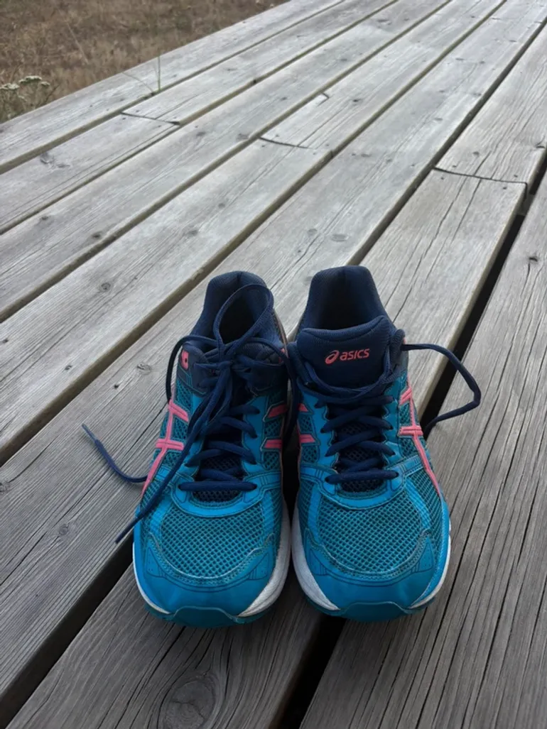 Tweedehands Asics Gel-Zone bike — afbeelding 2 van 5