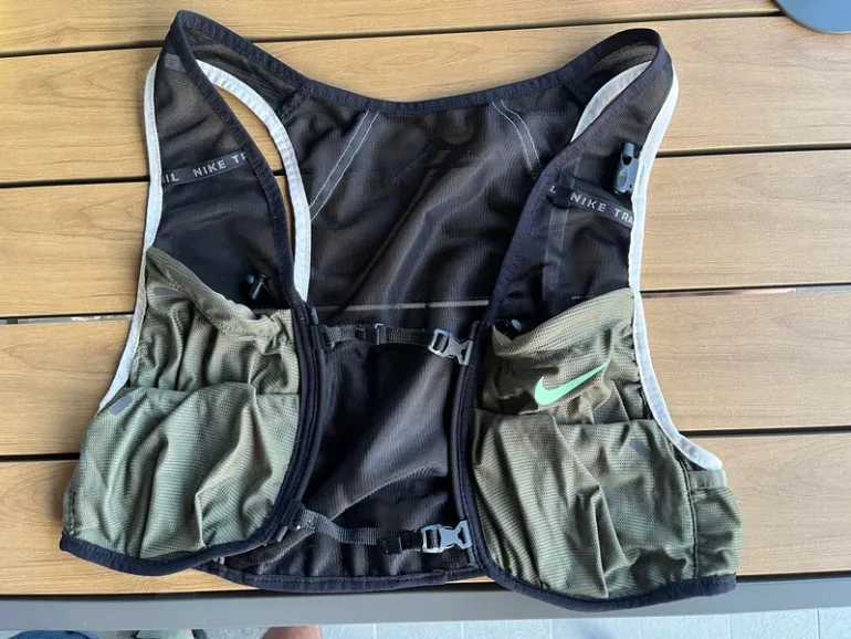 Used Nike Trail Vest 2.0 bike — image 2 of 10