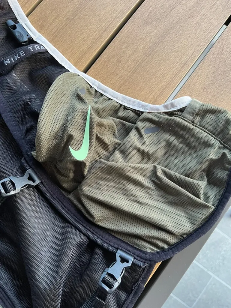 Used Nike Trail Vest 2.0 bike — image 8 of 10