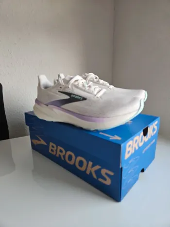 Tweedehands Brooks Laufschuhe 38.5 bike — afbeelding 2 van 10