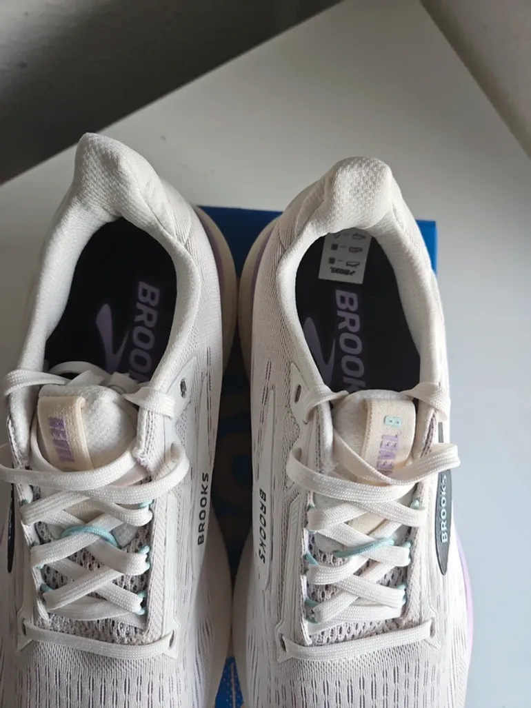 Tweedehands Brooks Laufschuhe 38.5 bike — afbeelding 5 van 10