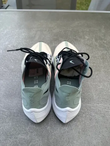 Used Nike Running shoes bike — image 11 of 16