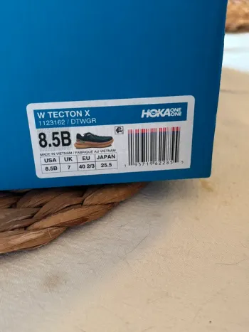 Used Hoka Tecton X bike — image 7 of 7