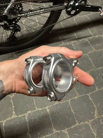 Použité Hope Gravity Stem 2026 bike — obrázek 4 z 6