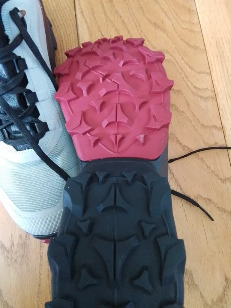 Used Salomon Cross Over Gore-Tex bike — image 8 of 15