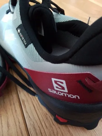 Used Salomon Cross Over Gore-Tex bike — image 6 of 15