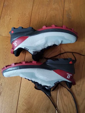 Used Salomon Cross Over Gore-Tex bike — image 2 of 15
