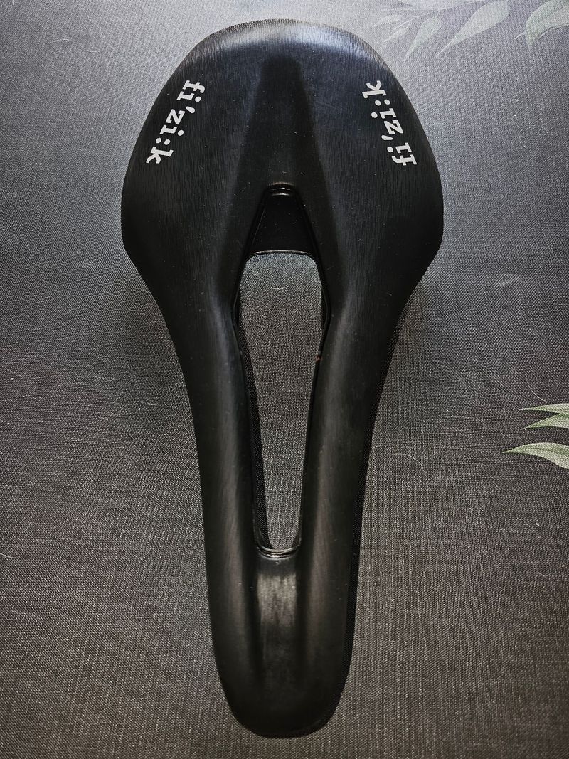 Used Fizik Vento Argo R1 2026 Saddles & Seatposts