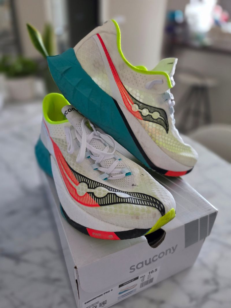 Used Saucony Endorphin Pro 4 2025 Running Shoes