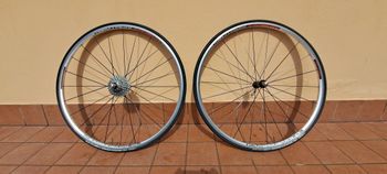 Used Campagnolo Neutron Carbon Wheelset Wheels