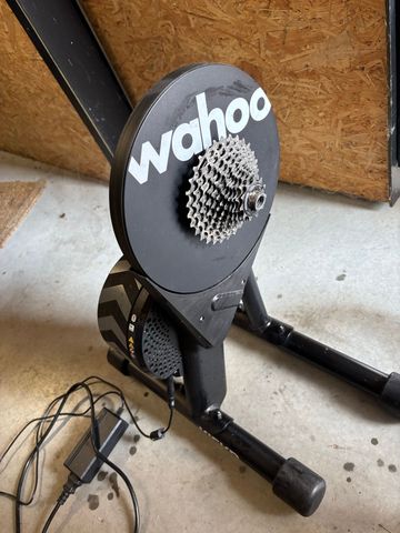Brugt Wahoo KICKR Core Smart Trainer bike — billede 5 af 7