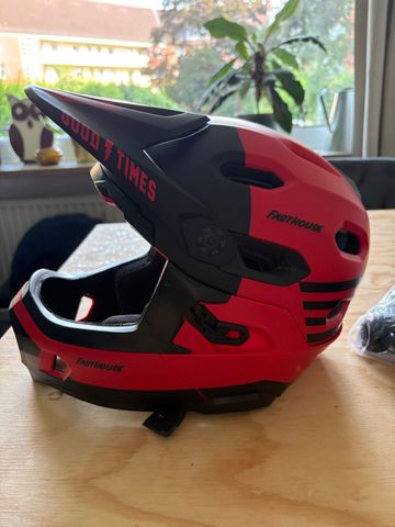 Used Bell Super DH Helmet bike — image 1 of 7