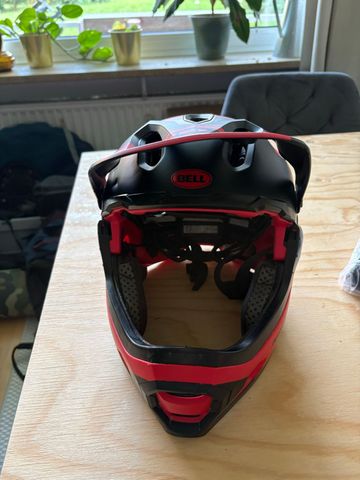 Used Bell Super DH Helmet bike — image 4 of 7