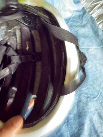 Used Scott Casco Helmet 2025 bike — image 6 of 9