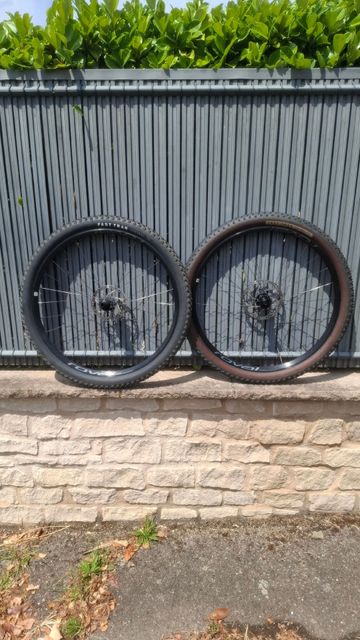 Używany Roval Traverse Alloy 29 bike — zdjęcie 2 z 4
