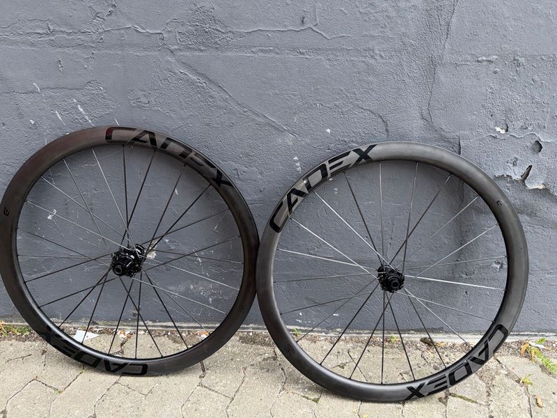 Used Cadex 42 Disc Wheelset Wheels