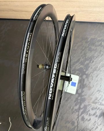Novatec R5 Pro Team CL bike usato — immagine 4 di 4