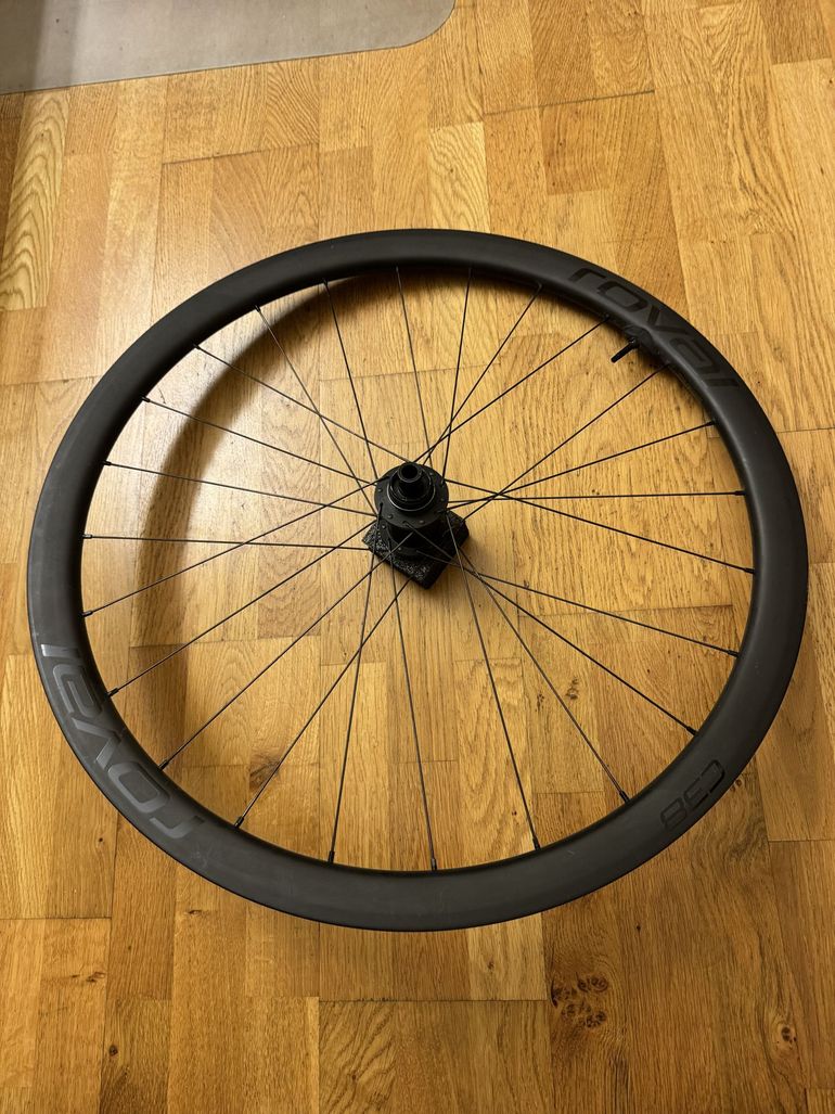 Używany Roval Rapide C38 Carbon Wheelset 2024 bike — zdjęcie 7 z 8