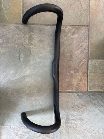 Použité Giant Carbon Handlebar Cockpit
