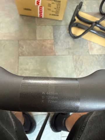 Brugt Giant Carbon Handlebar bike — billede 2 af 3