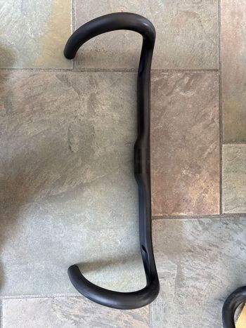 Použité Giant Carbon Handlebar Cockpit